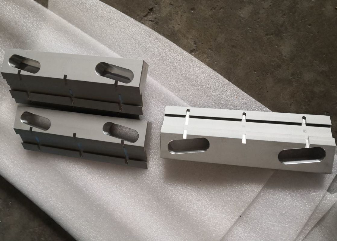 200mm Long Completed Holder Aluminium Extruded Profiles