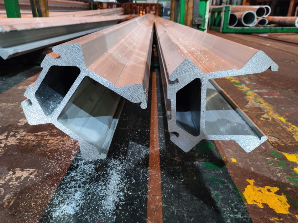 7.25 Meters Mining Usage TF500 Feed Beam 7020 Aluminium Extruded Profiles