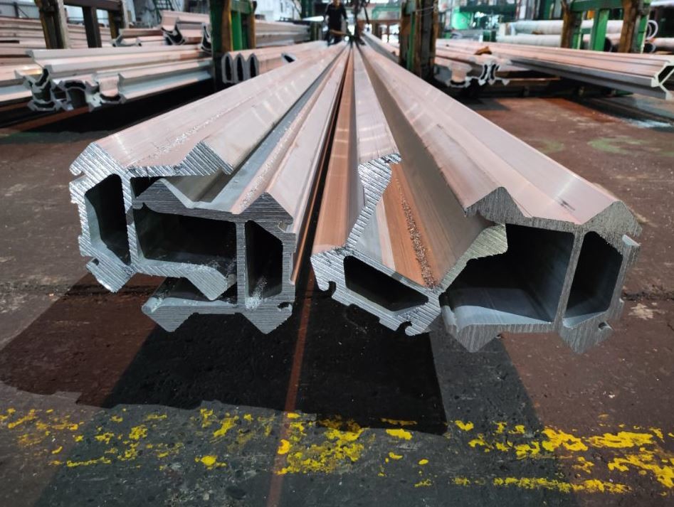 7.25 Meters Mining Usage TF500 Feed Beam 7020 Aluminium Extruded Profiles